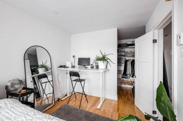 2-bedrooms Apartment *